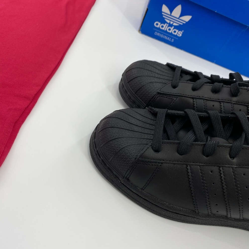 Youth Adidas Superstar J Sneakers ‘Classic Black’ - Picture 3 of 6